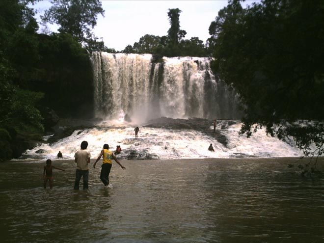 waterfall Bou Sra mondulkiri 1