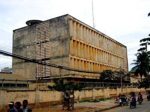 police staion pasteur- now golden sorya mall-001