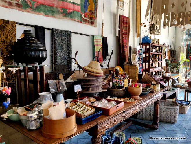Bric-a-Brac Battambang