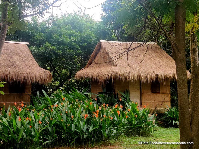 Nibi Spa massage huts