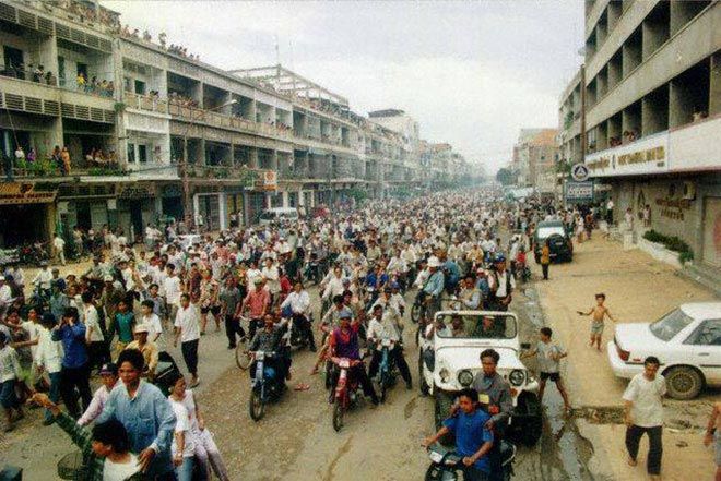 Phnom Penh protests 1998