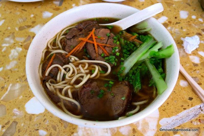 Chinese beef noodles