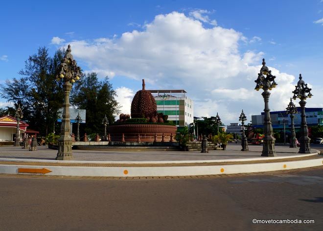 Durian roundabout Kampot