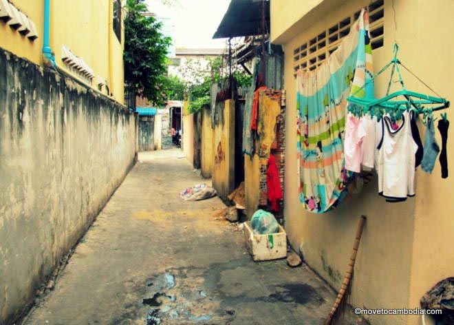 Phnom Penh alley